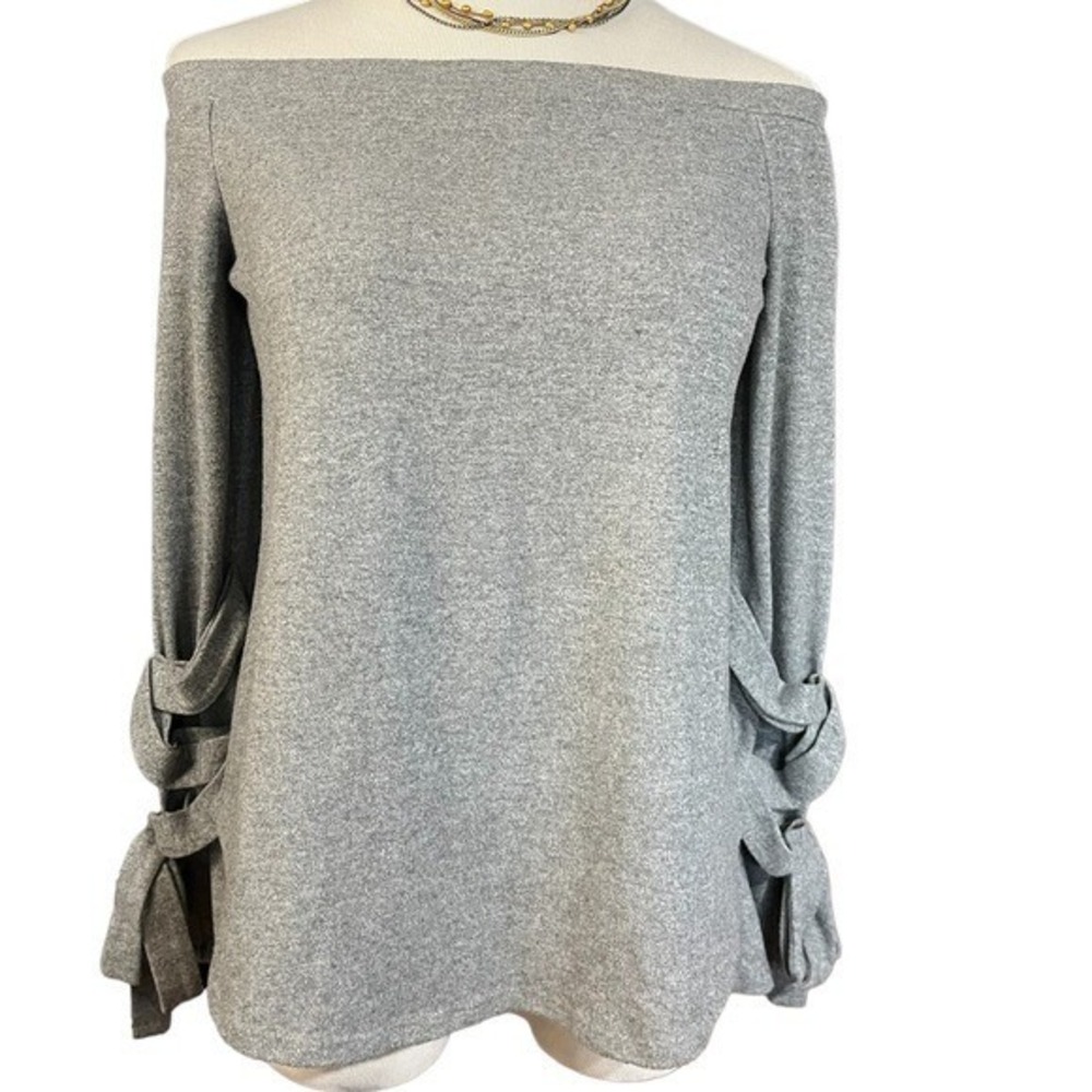 1.STATE Top Womens S Off Shoulder Tie Cuff Gray Poly Rayon Knit Long Sleeve Chic
